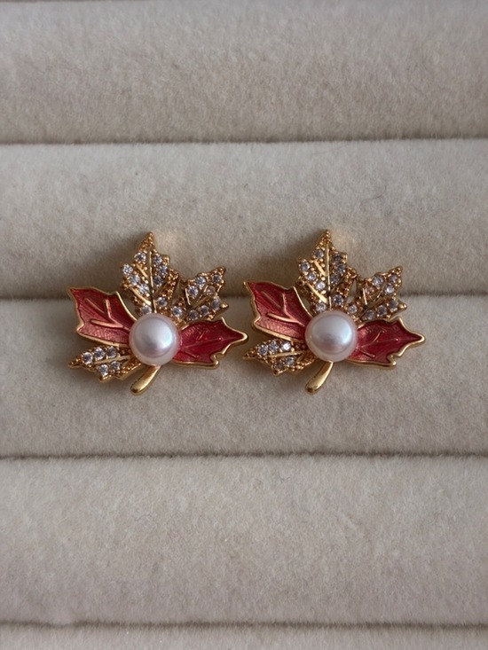 Handmade Jewelry - Canada Maple Leaf Pearl Earrings, Red Enamel Stud Cute Fall Jewelry